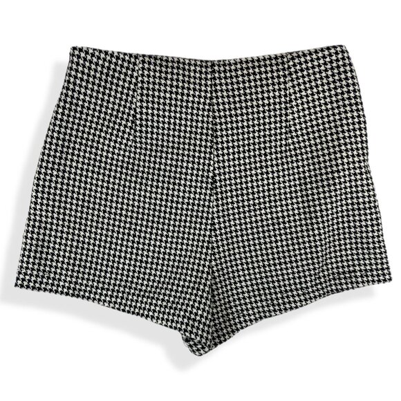 Houndstooth High-Waisted Buttoned Shorts Womens Sz M Black White Tweed Retro - Picture 2 of 6